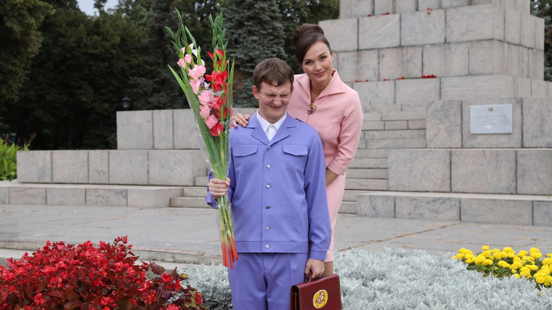 Верхом на портфеле (Театр юного зрителя «Nебольшой театр»)