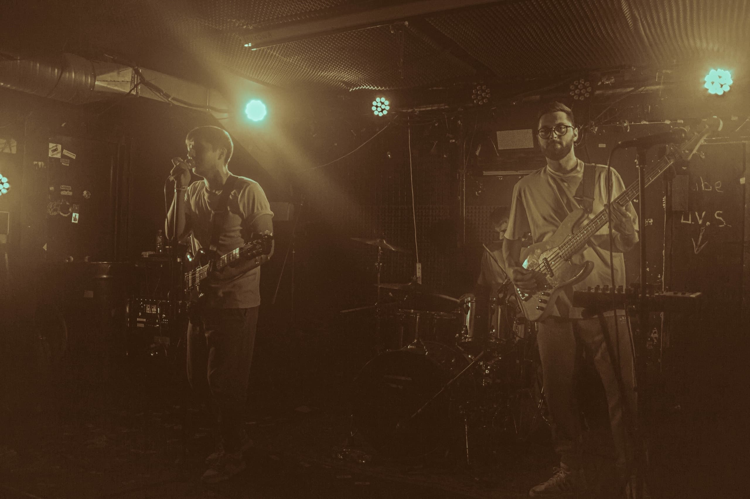 OMNIXX (Stereo People)