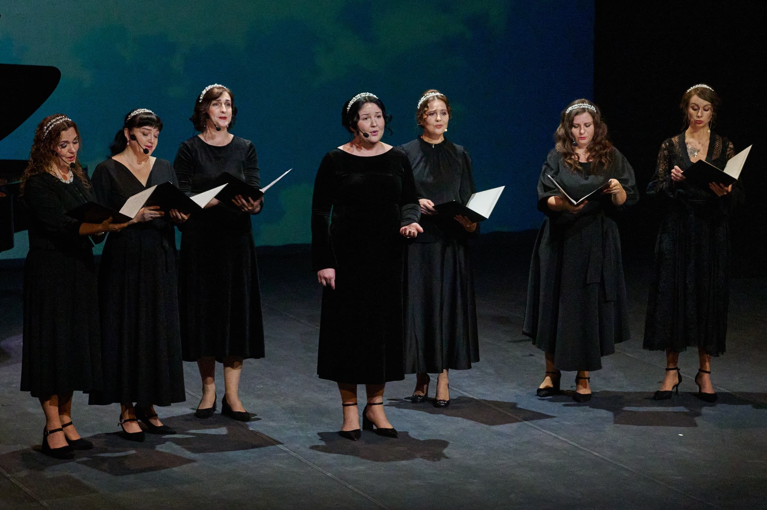 Мелодии весеннего сада (Театр оперы и балета)