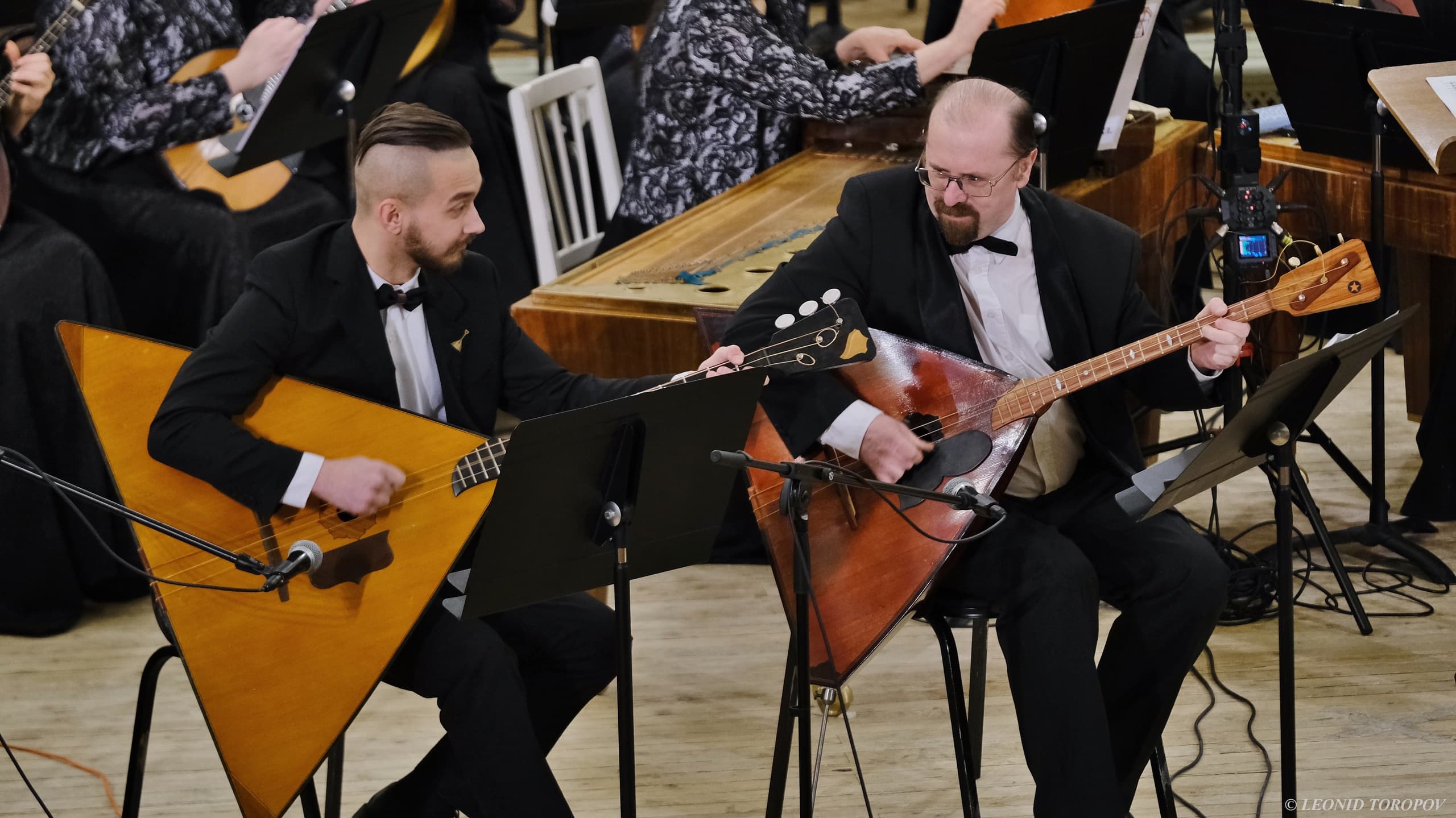 Новая жизнь басовых инструментов (Капелла)