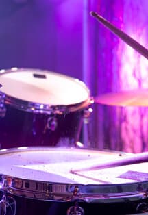 Дружим с ритмом. Мастер-класс по барабанам