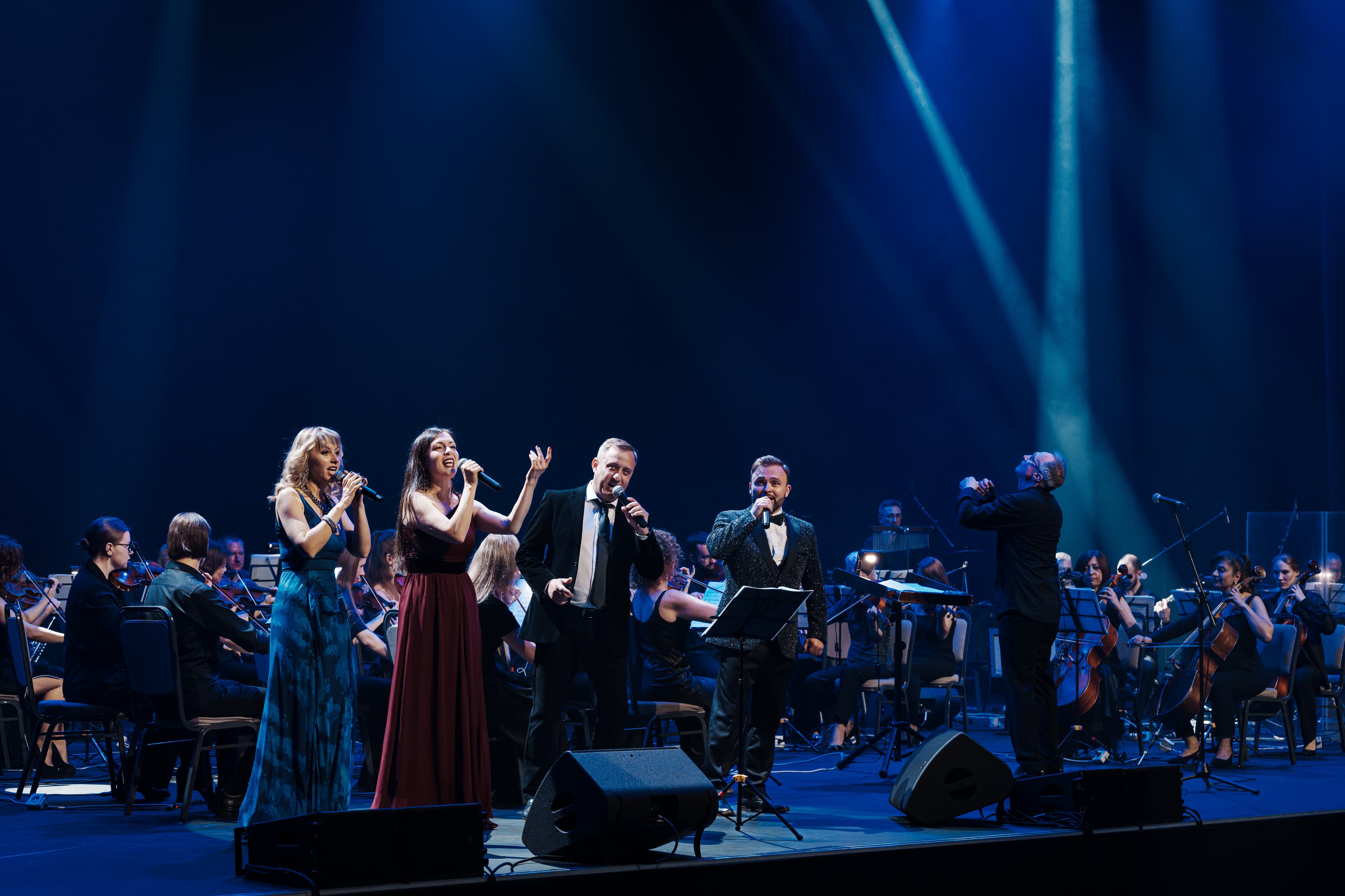 Симфотека. Эстрада 90-х с оркестром (Филармония им. Пономаренко)