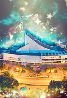 Мир рукоплещет Музыкальному.