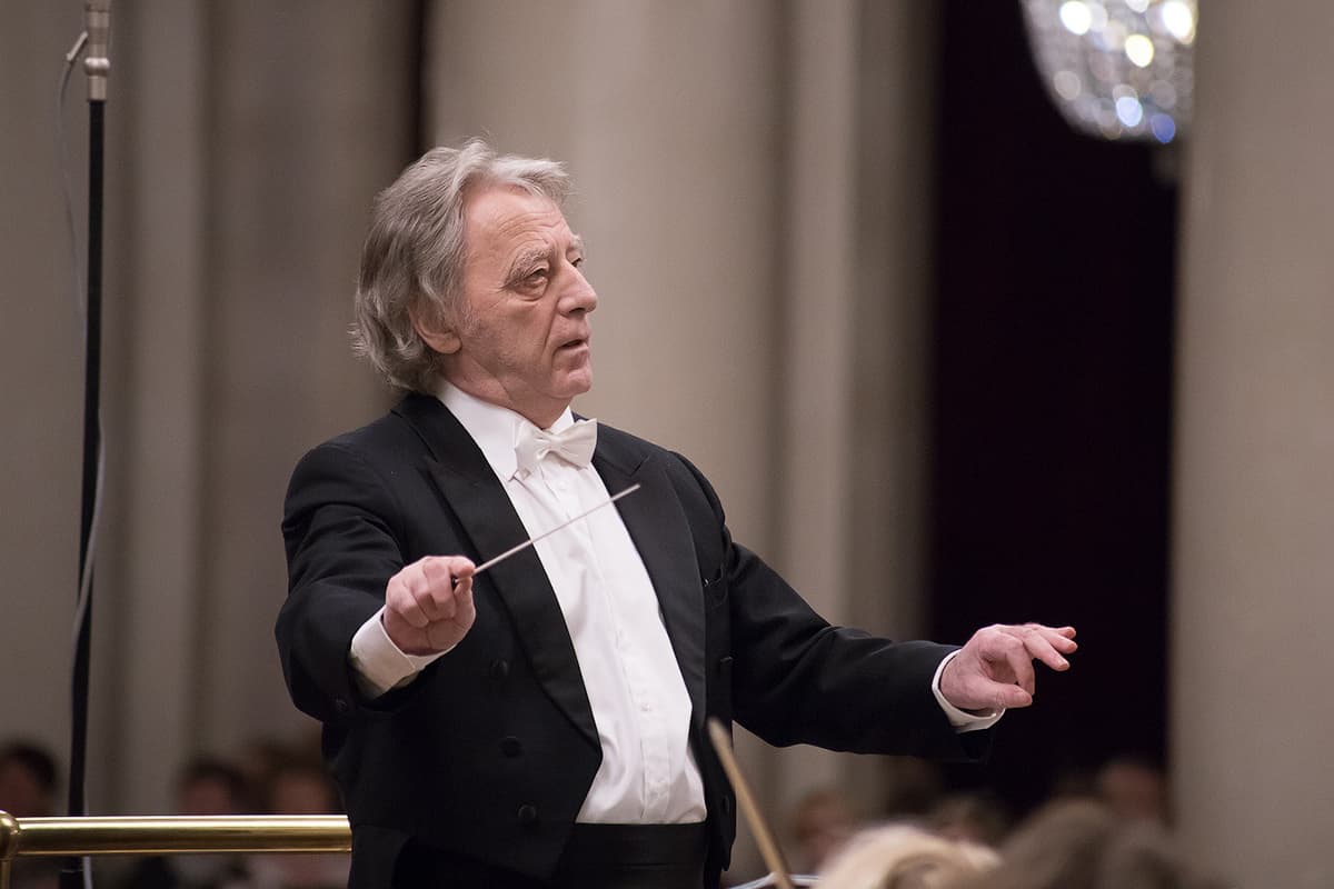 Весенняя классика (Белый зал Политехнического университета)