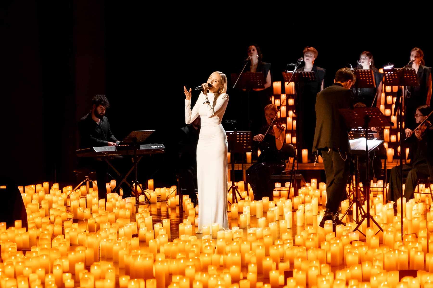 Lumisfera. Быть собой. В сиянии 3000 свечей (Театр Эстрады)