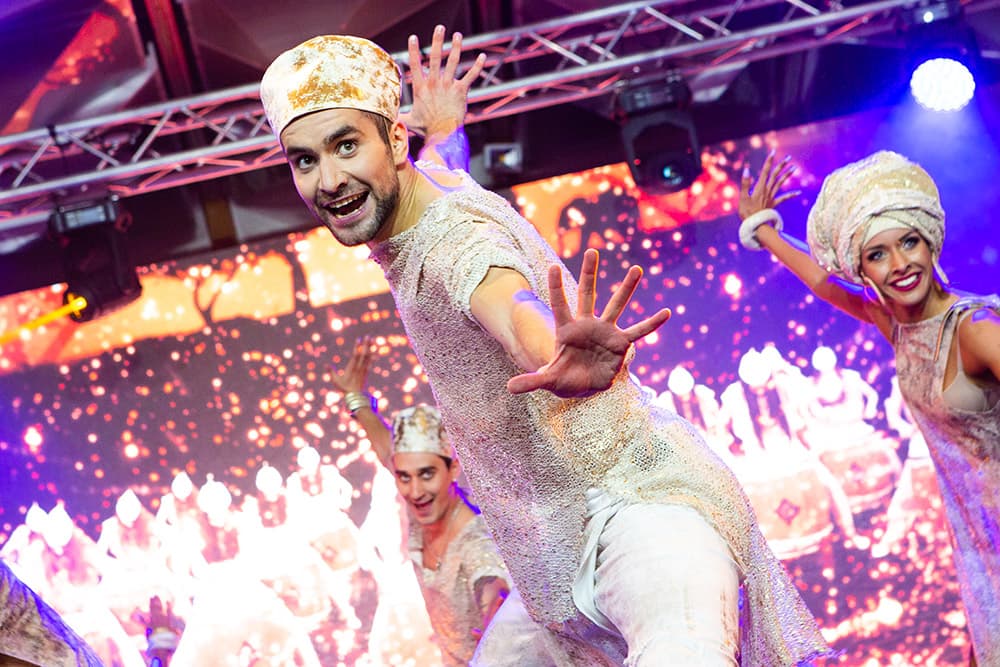 Todes. И приснится же такое... (Театр Аллы Духовой Todes)