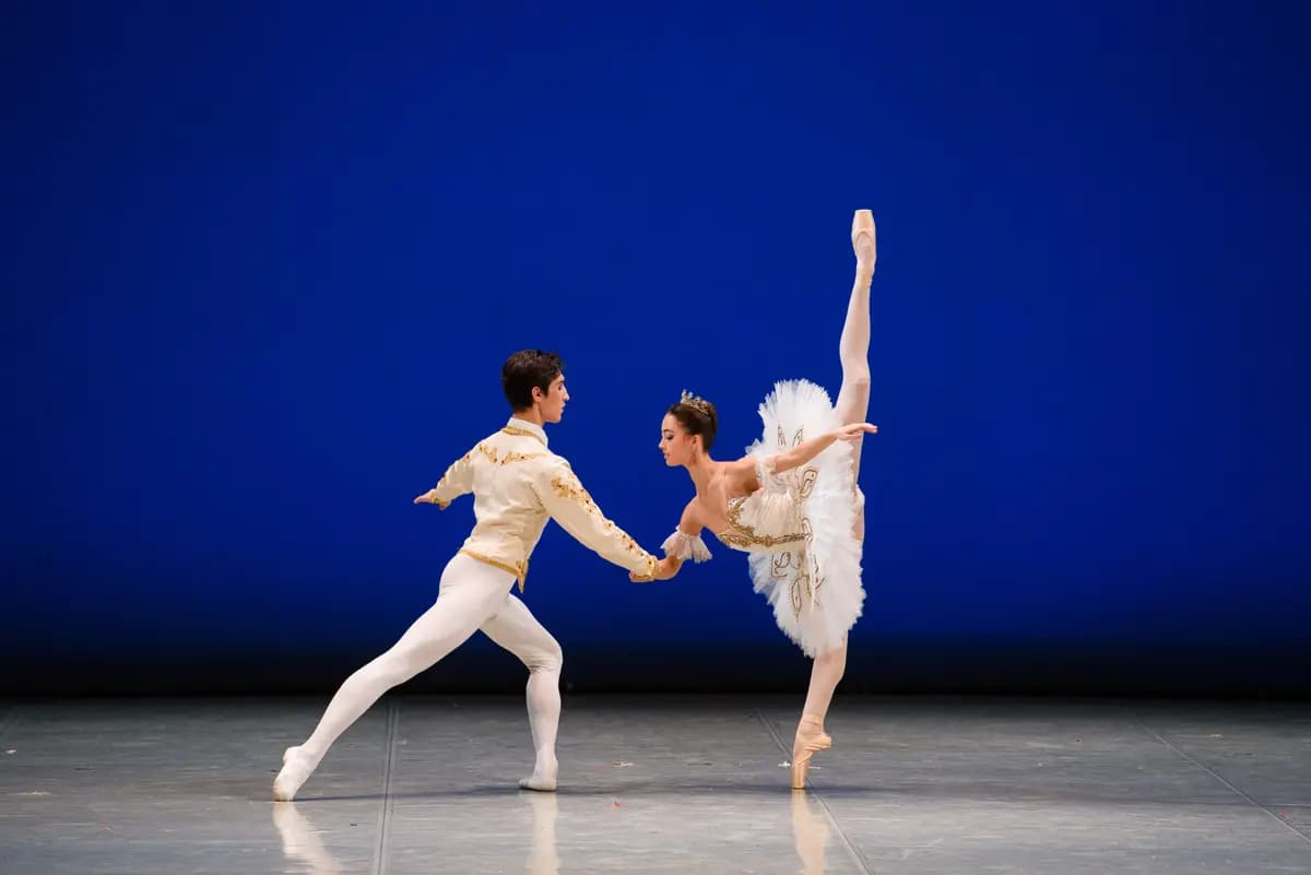 Первый тур конкурса «Арабеск»