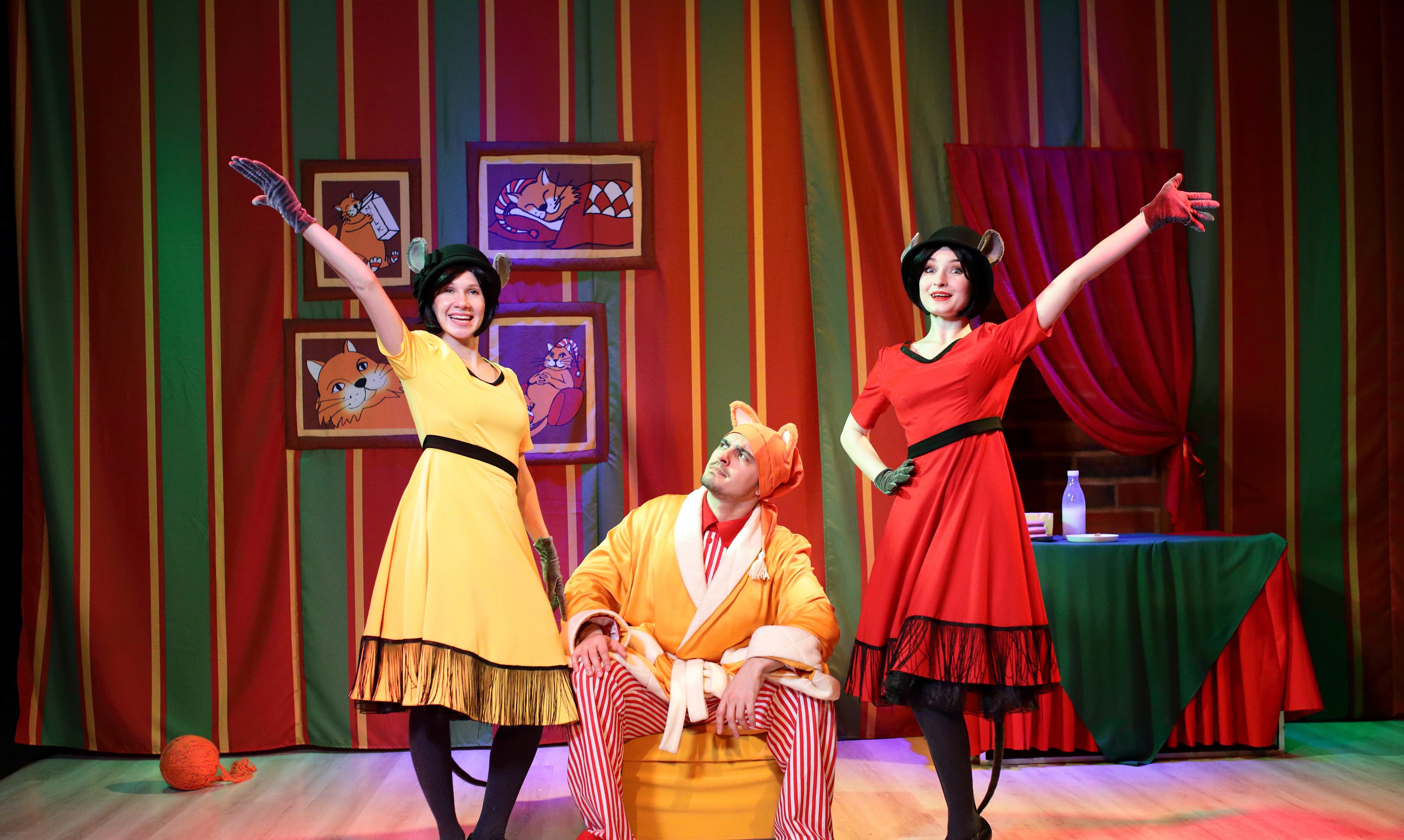 Кот в молоке (Живой театр)