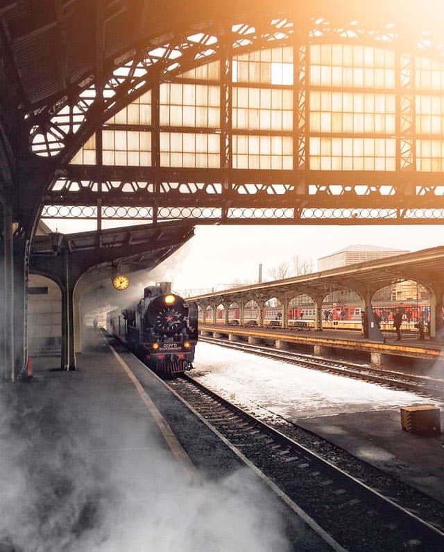 Закулисье Витебского вокзала: что скрывается от простых пассажиров? (Закулисье Витебского вокзала: что скрывается от простых пассажиров?)