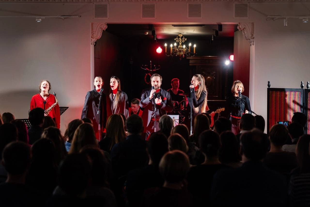 Квартирник в Маяке (Театр им. Вл. Маяковского. Основная и Малая сцены)