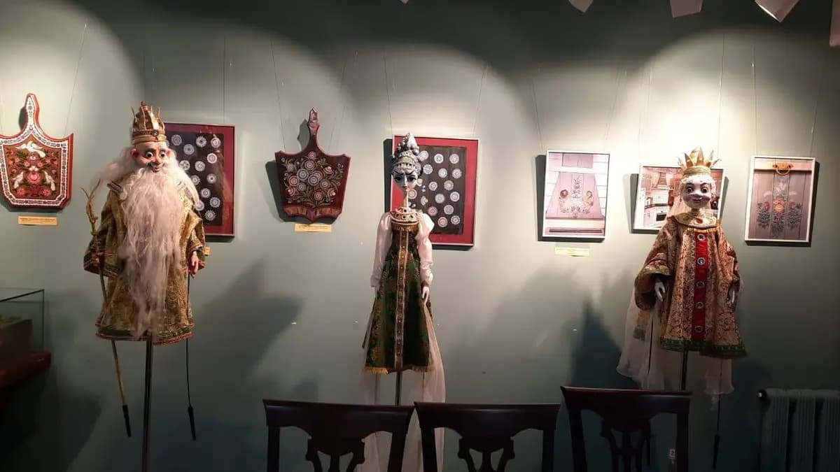 Руками мастера (Театр кукол)