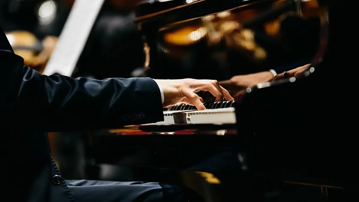 Где этот вальс старинный, томный... (Музыкальный салон «Классика без границ»)