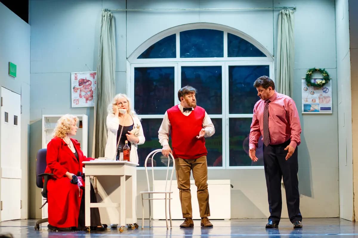 Чисто семейное дело (Драматический театр им. Пушкина)