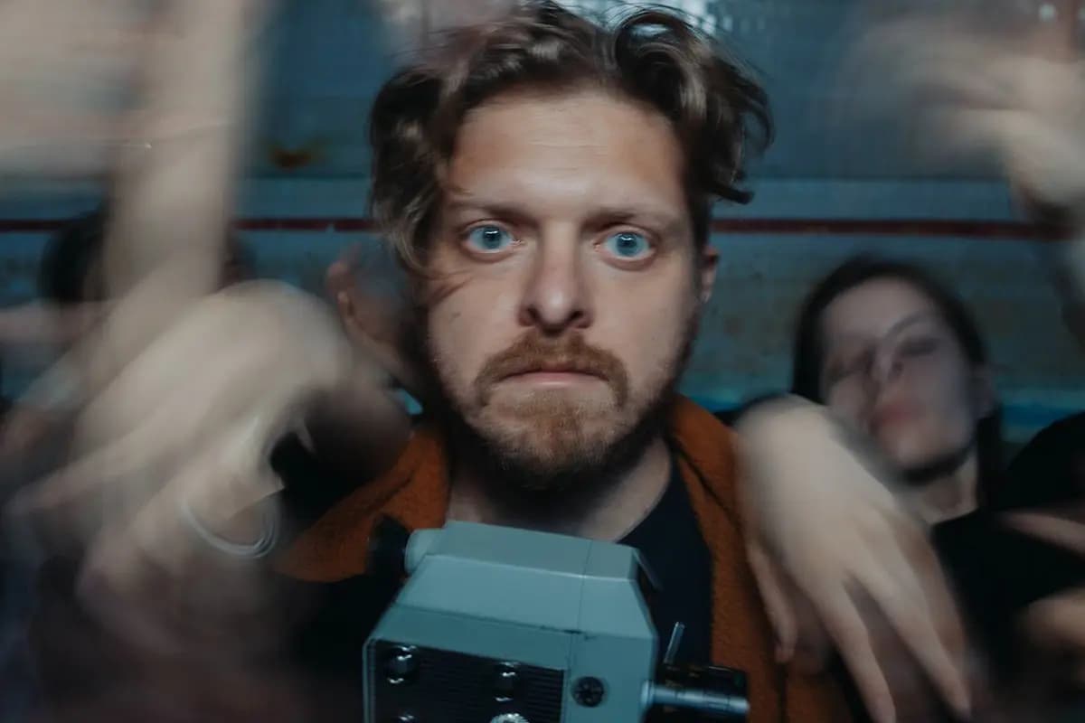 Домино (Драматический театр им. Пушкина)