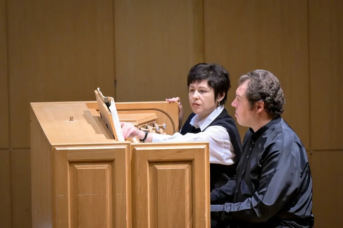 Звуки сердца (Sebastian)