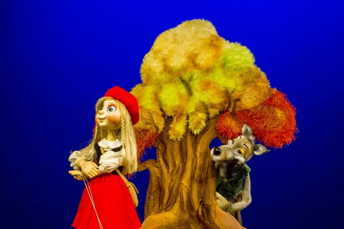 Красная шапочка (Театр кукол)