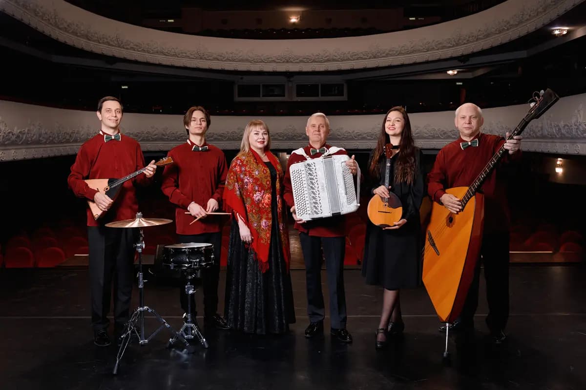 Стояли как солдаты, города-герои (Филармония)