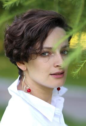 Алина Ростоцкая