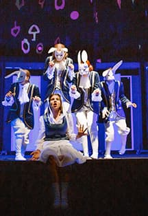 "Алиса в стране чудес" - волшебное шоу-представление