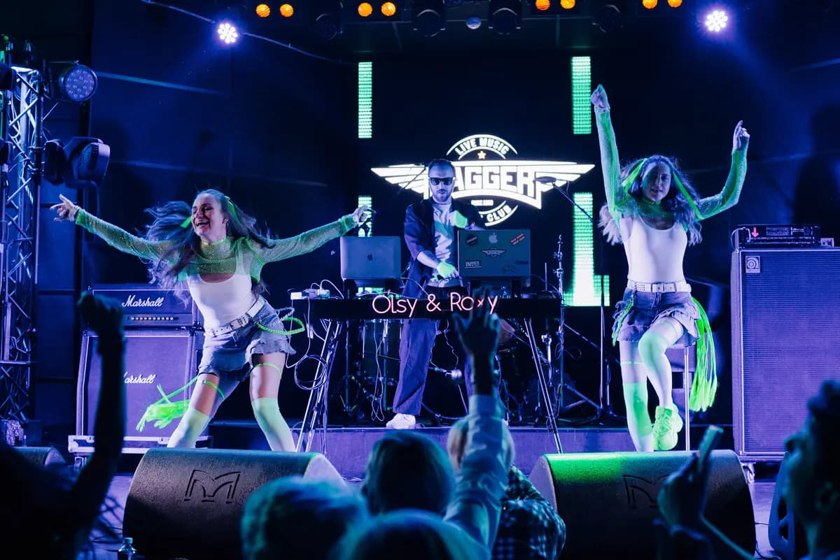 Дискотека с The Pretty Btchz (Jagger)