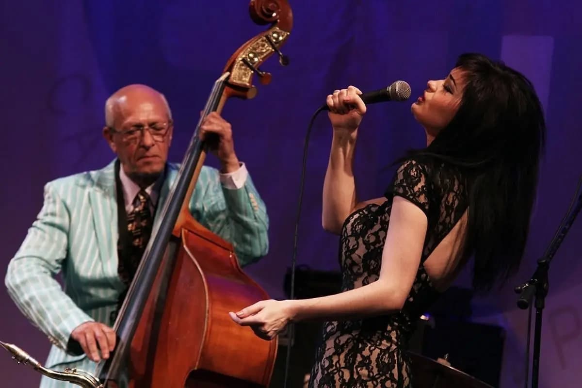 От романса к джазу. Юлия Касьян и Давид Голощёкин (Дворец Белосельских-Белозерских)