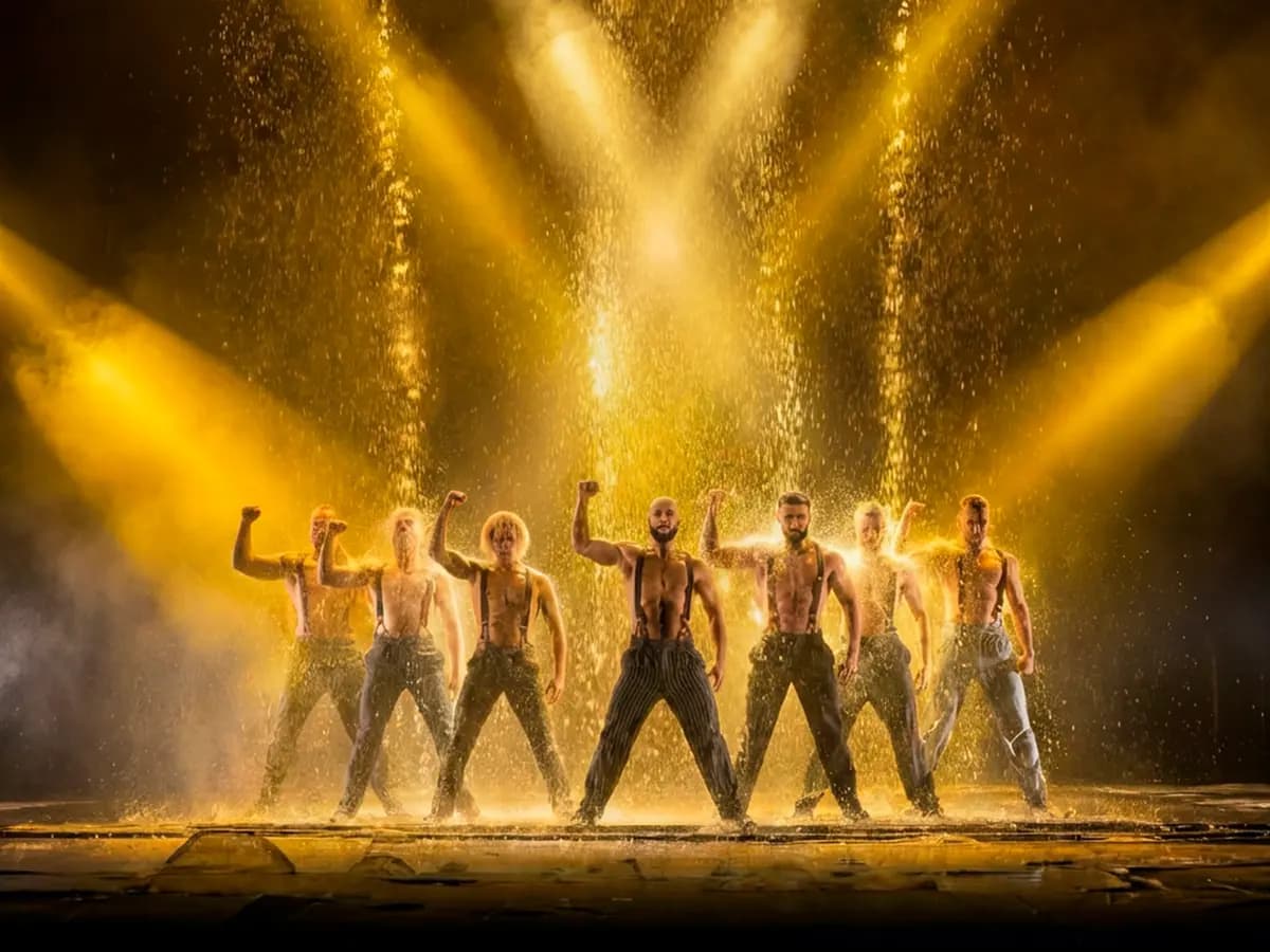 Сезон дождей / Мужской сезон (Театр на Мельникова)