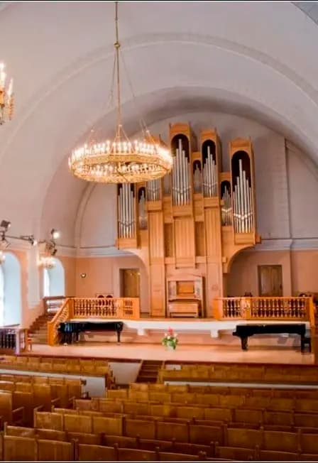 Танцующие Эвридики: Закрытие концертного сезона в ДИТРЕ