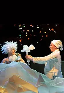 Картонный человечек и Мотылек