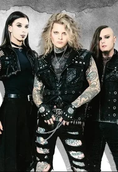 NEVERLOVE. LAST tour