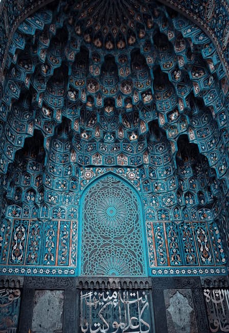 Экскурсия внутрь соборной мечети