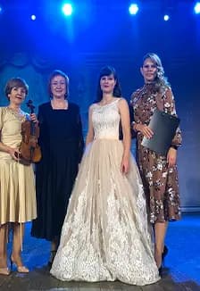 Певучих звуков нежный шелк. Музыкальный вечер