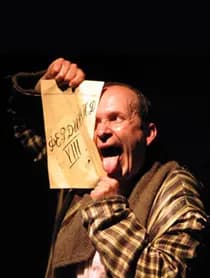 Он был титулярный советник