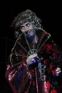 Здрасьте..., я ваша тётя!