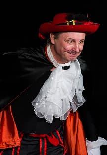 Кот в сапогах.