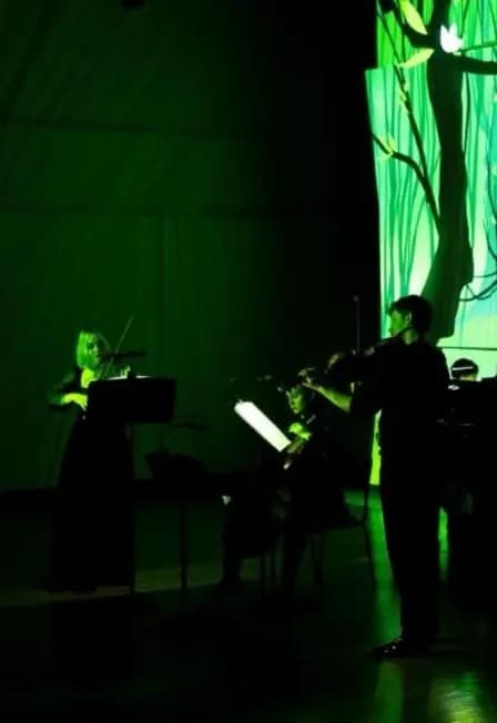 Мультимедиа концерт классической музыки Школа/Škola crew