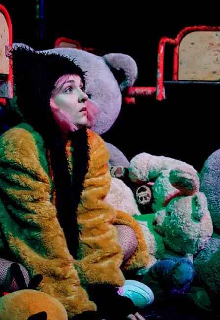 Гудбай Китти. Премьера