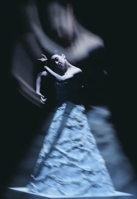 До поезда осталось