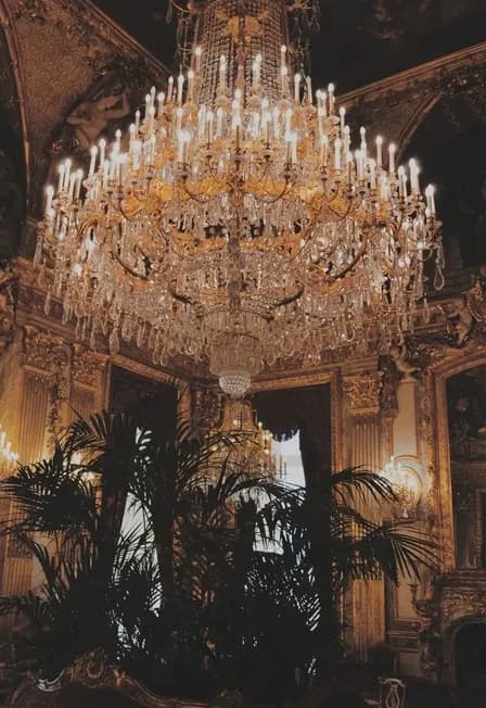 Концерт с экскурсией «Под музыку Вивальди при свечах» во дворце Великого князя Владимира