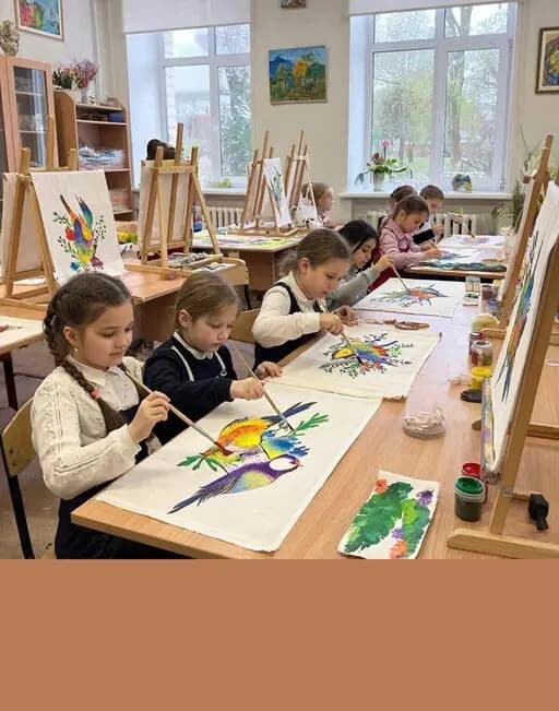 Птица-символ света, счастья и добра