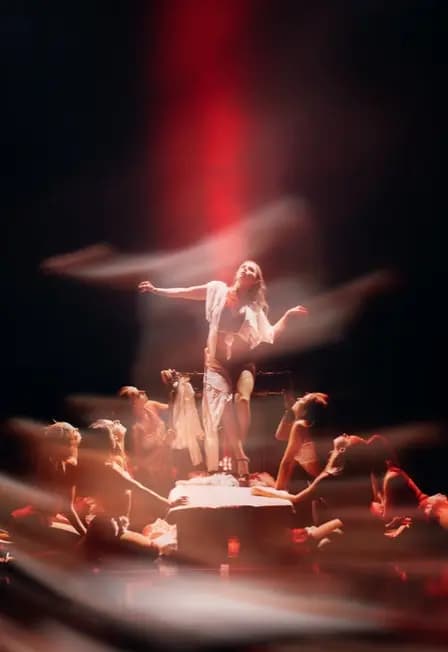 В моей коже: Frame Up версия