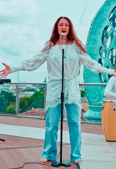 СВЕТИ! Танцевальный мантра-концерт группы Песни Света