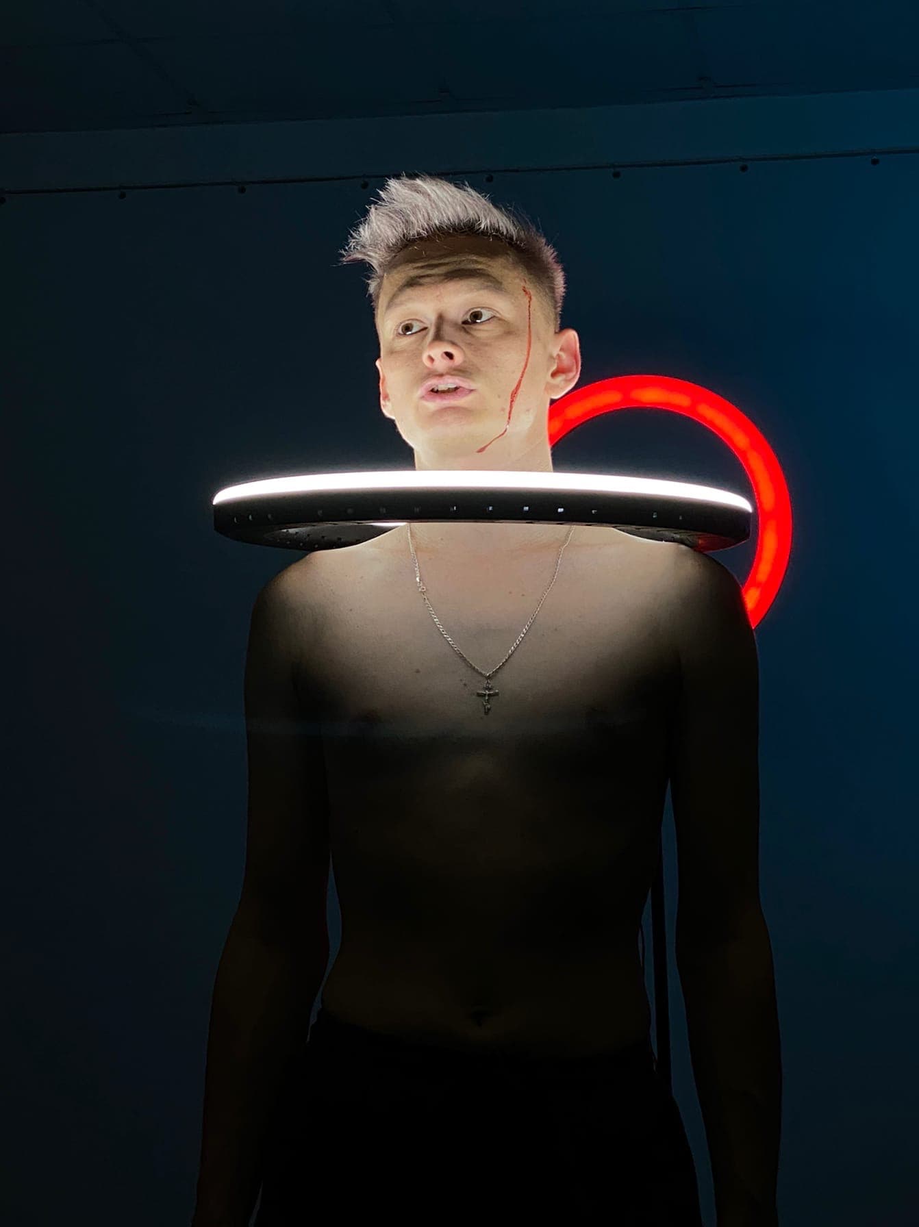 Это всё она (Театр живого действия)