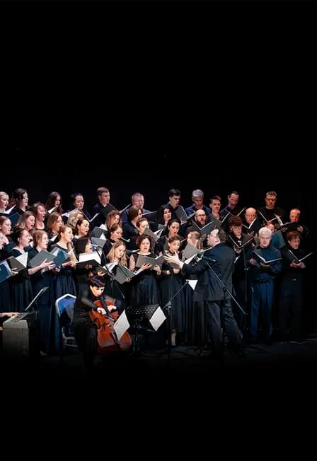 Мир встречает Пасху. Музыкальные истории