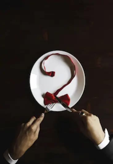 А не съесть ли нам кого-нибудь...?