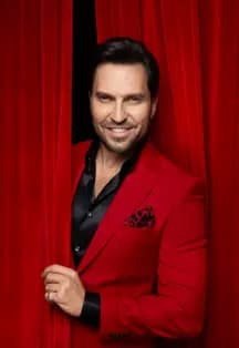 Артур Пирожков