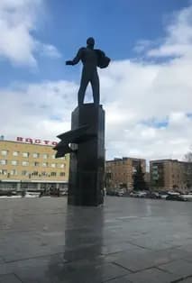 И в названьях улиц имена: человек, история, страна. Час краеведения