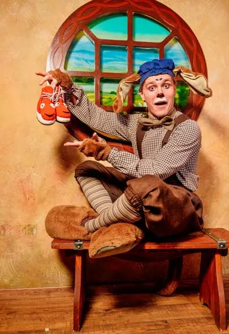 Спектакль "Волшебные башмачки"