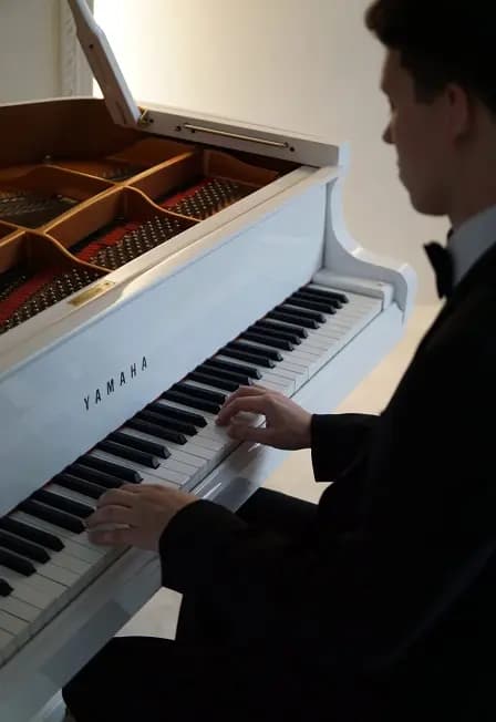 Джаз клуб NZ при свечах. Джаз концерт