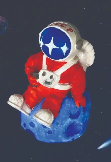 Космонавт. Мастер-класс по росписи гипсовой фигурки