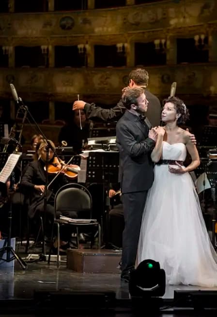 Романс – мелодии любви, весны и сердца